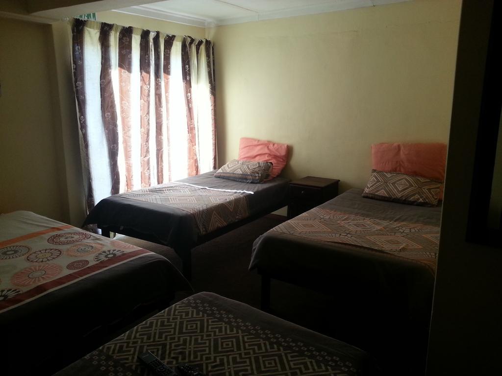 Skippers Backpackers Cc Walvisbaai Buitenkant foto
